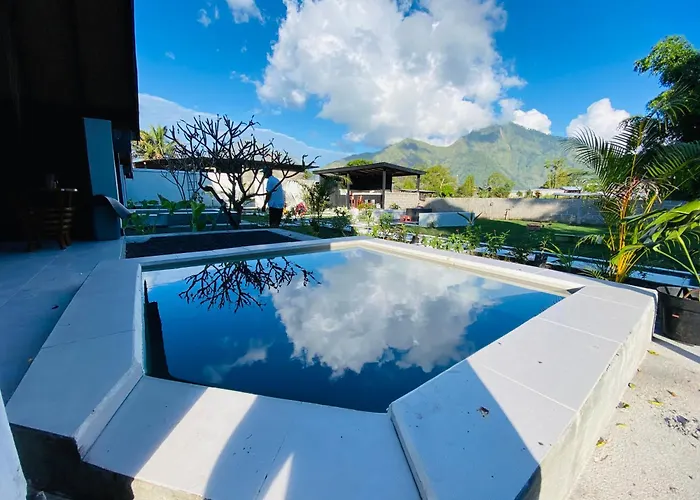 Ampik Batur With Private Hot Springs 4*