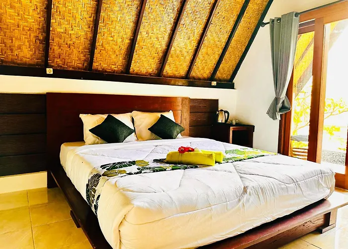 Ampik Batur With Private Hot Springs 4*